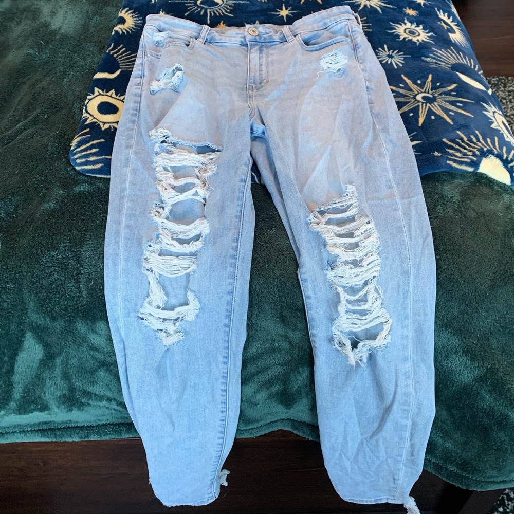 American Eagle Ne(x)t Level Stretch Ripped Jeans